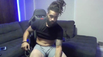 Newage_Craftsman  06-07-2021 video playfull